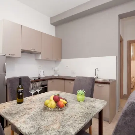 Apartment Apartments 