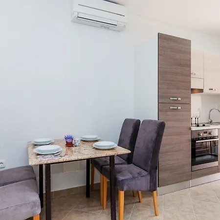Apartment Apartments 